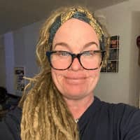 Sitter Profile Image: Christine W.