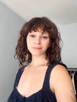 Sitter Profile Image: Miranda F.