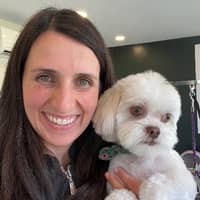 Sitter Profile Image: HOLLY L.