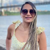 Sitter Profile Image: Gloria T.