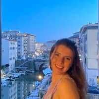 Sitter Profile Image: Helena A.