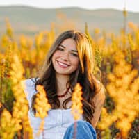 Sitter Profile Image: Eva D.