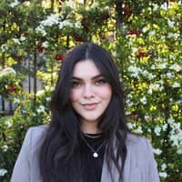 Sitter Profile Image: Julianna M.