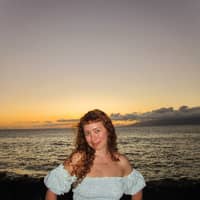 Sitter Profile Image: Caroline L.