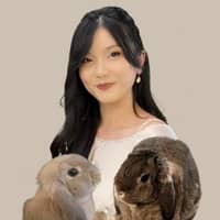 Sitter Profile Image: Phuong B.