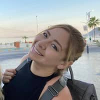 Sitter Profile Image: Dahlia C.