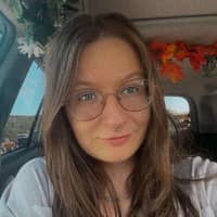 Sitter Profile Image: Emma H.