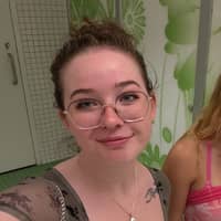 Sitter Profile Image: Lucy P.