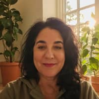 Sitter Profile Image: Dana N.