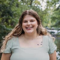 Sitter Profile Image: Cecilia L.