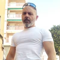 Foto de perfil del cuidador: Carlos P.