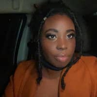 Sitter Profile Image: Lydia S.