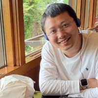 Sitter Profile Image: Zhenyu W.