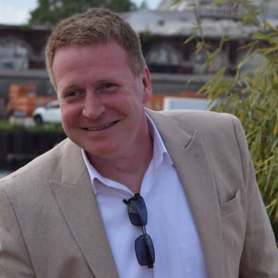 Sitter Profile Image: Alexander Stephan C.