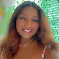 Sitter Profile Image: Christina K.