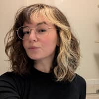 Sitter Profile Image: Ellen W.