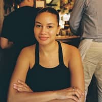 Sitter Profile Image: Che Maria B.