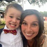 Sitter Profile Image: Julia Z.