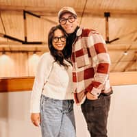 Sitter Profile Image: Victoria & Angel S.