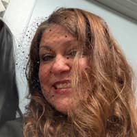 Sitter Profile Image: Bobbi M.