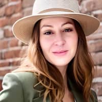 Sitter Profile Image: Morgan H.