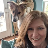 Sitter Profile Image: Tracy E.