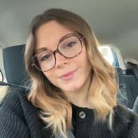 Photo de profil du pet sitter : Lilou E.