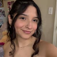 Sitter Profile Image: Justine F.