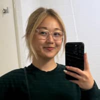 Sitter Profile Image: Mei Z.