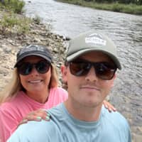 Sitter Profile Image: Lindsey J.