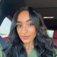 Sitter Profile Image: Hana H.