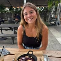 Sitter Profile Image: Hannah H.