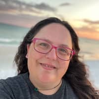 Sitter Profile Image: Shannon R.