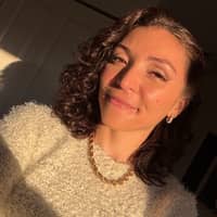 Sitter Profile Image: Alexis M.