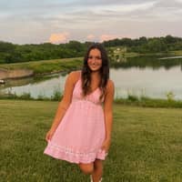 Sitter Profile Image: Emma W.