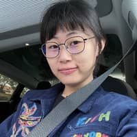 Sitter Profile Image: Zhuoyi S.