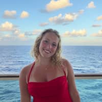 Sitter Profile Image: Ellana K.