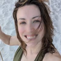 Sitter Profile Image: NOELLE S.