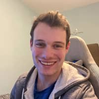 Sitter Profile Image: Axel Z.