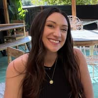 Sitter Profile Image: Raquel C.