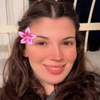 Sitter Profile Image: Emma M.