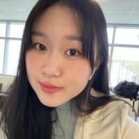 Sitter Profile Image: Qinqin G.