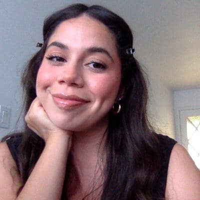 Sitter Profile Image: Vanessa H.