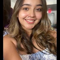 Sitter Profile Image: Valentina S.