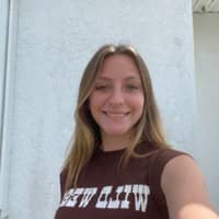 Sitter Profile Image: Emma R.