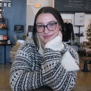 Sitter Profile Image: Emily H.