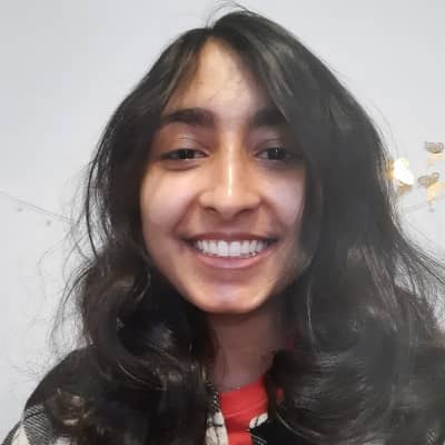 Sitter Profile Image: Shivani M.