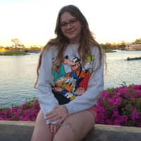 Sitter Profile Image: Hallie K.