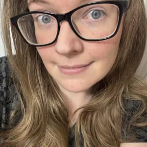 Sitter Profile Image: Sarah B.