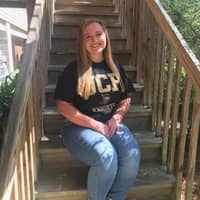 Sitter Profile Image: Hailey P.